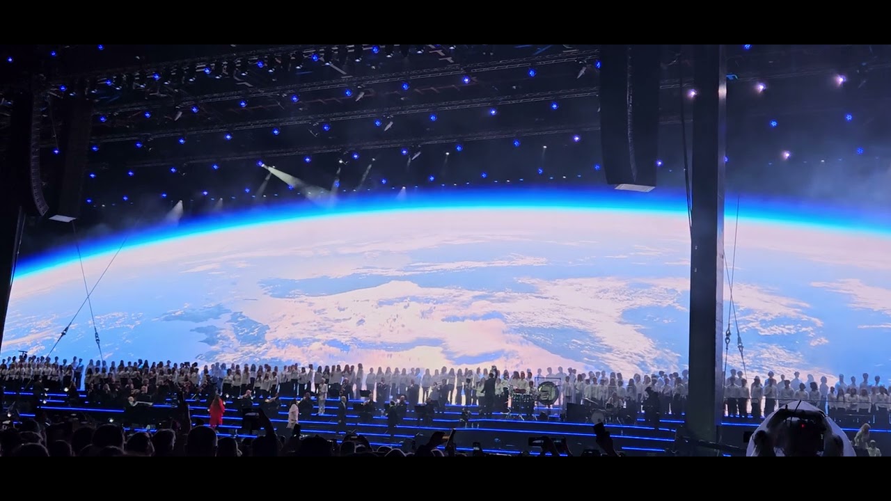 Ultra Bra - Laulu asioista 23.8.2025 @Olympiastadion