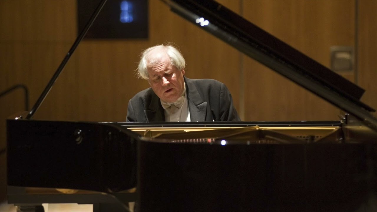 Grigory Sokolov - Chopin Polonaise-Fantaisie in A-flat major, Op.61 (Duszniki-Zdrój 1992)