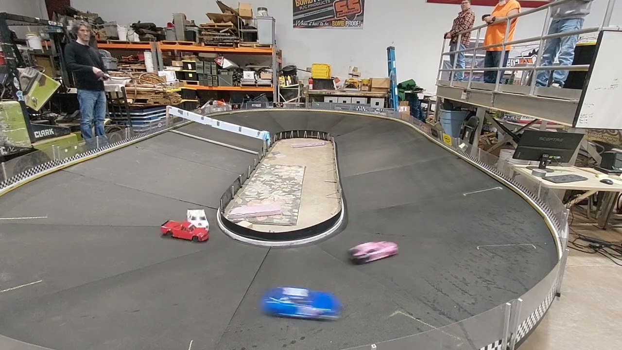 Some laid back Nascar racing at key city hobby