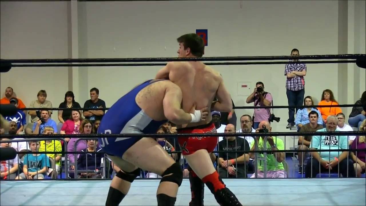 Tracer X VS 'Mad Dog' Josh Powers (OSCW 3-13-2016)