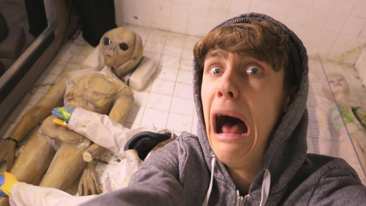 EEN ALIEN GEVONDEN! - JOB VLOG #41