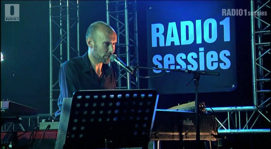 Lesage -  'Gone' // Radio 1 Sessies