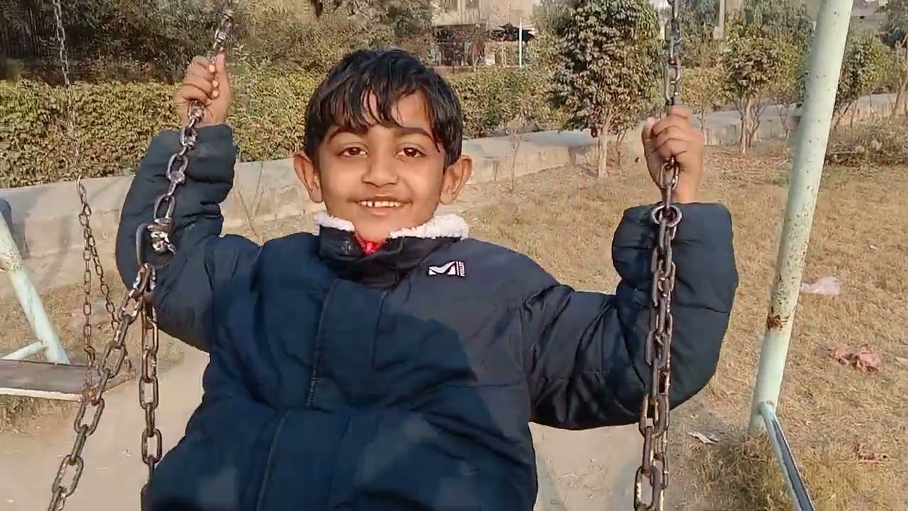 Aj ma dhoop sakhnay gaya 🏜️
