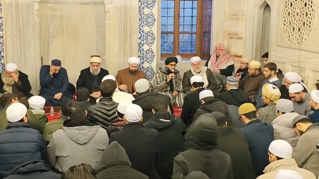 مجلس إنشاد السيد محمد علي الدرة والسيد عامر عطايا تحت أنظار فضيلة الشيخ المربي محمود الدرة