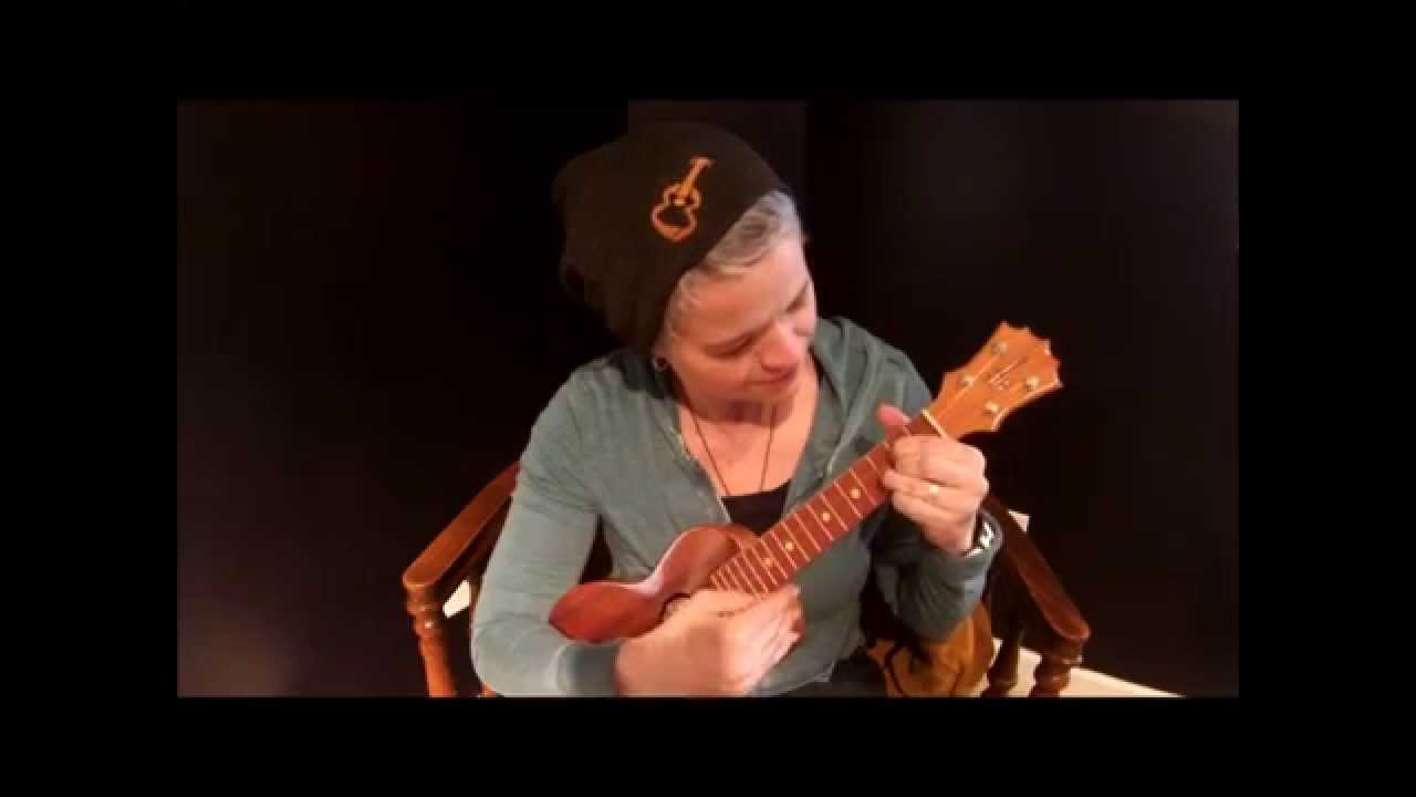 Mims Ukes Demo:  KoAloha Concert KCM-00 All Solid Koa Made in Hawaii Ukulele Uke