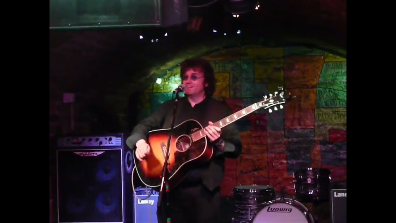 Marcus Cahill live at The Cavern Club, Liverpool July 2010