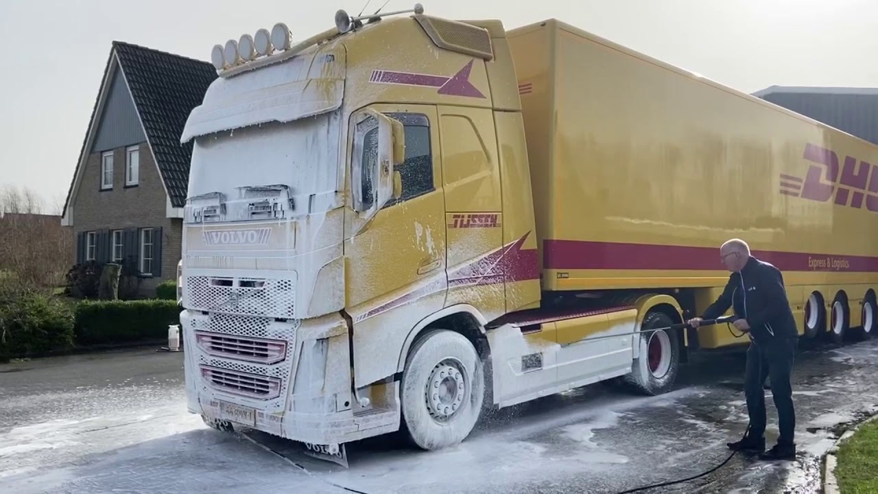 Touchless Truckwash with Nerta Sky WE 64