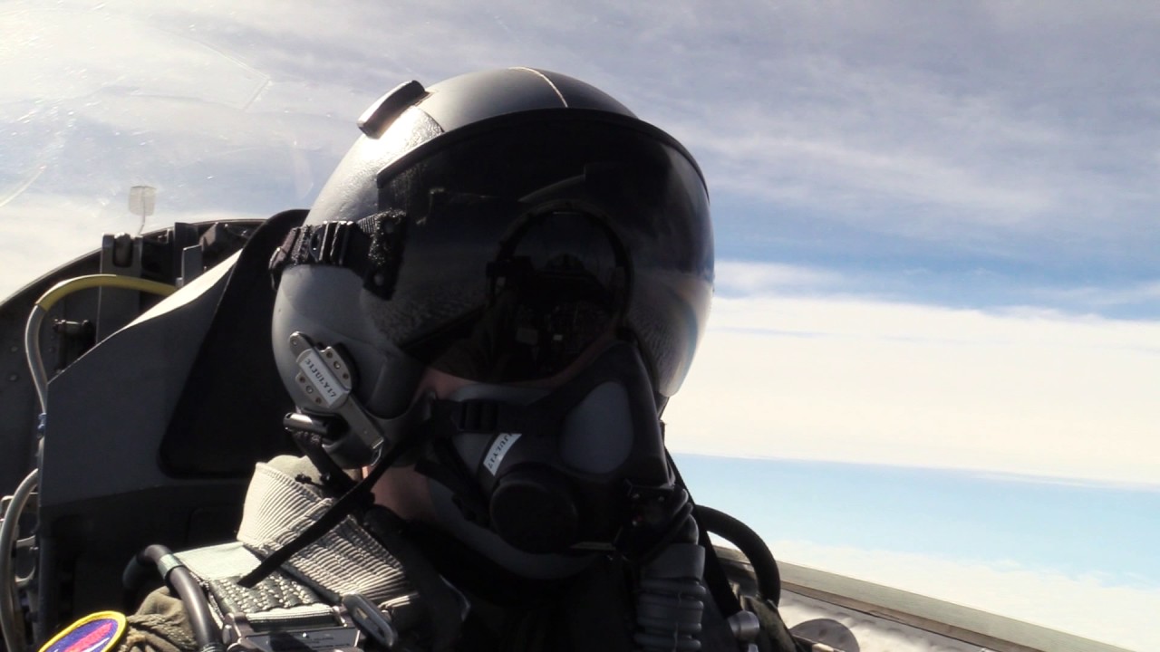 Inside the Cockpit of a USAF T-38 Talon(B-Roll)