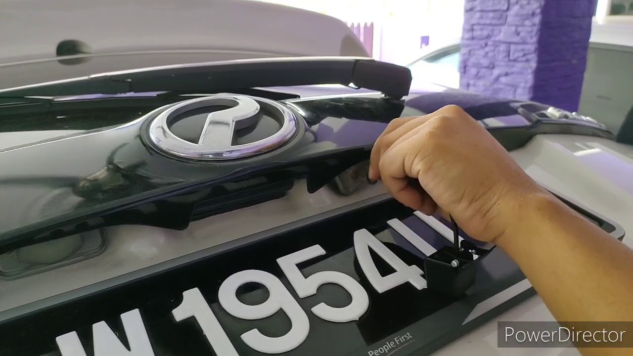 Alza l Pemasangan reverse camera / Installing reverse camera
