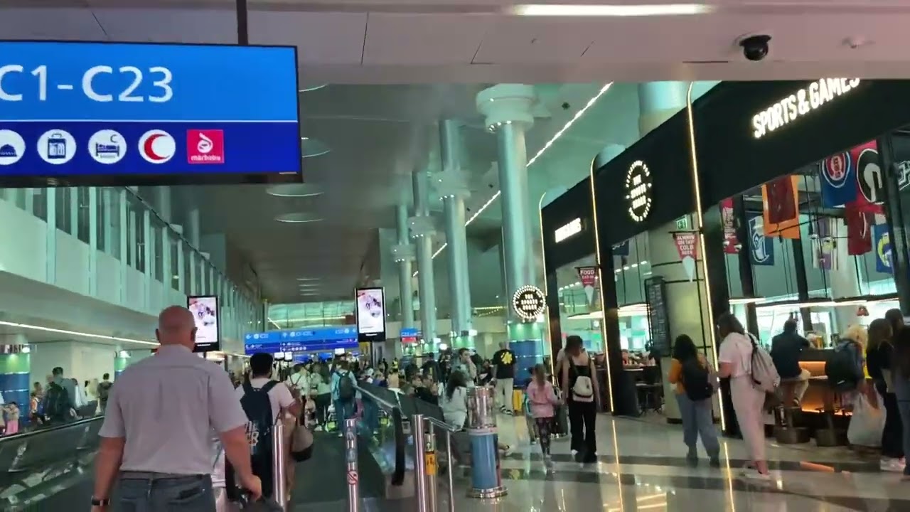 Dubai airport waiting area part-9 #dubai #dubailife #india #travel #traveling