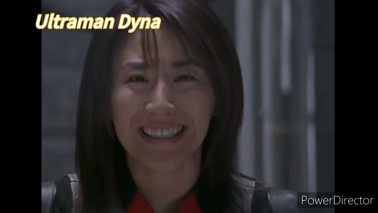 ULTRAMAN在女主角面前身份曝光的变身，大家比较喜欢那一幕呢？