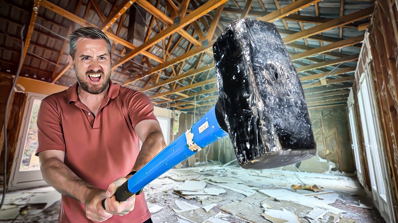 Je r&eacute;nove une maison pourrie et abandonn&eacute;e ! D&eacute;molition TOTALE (EP2)