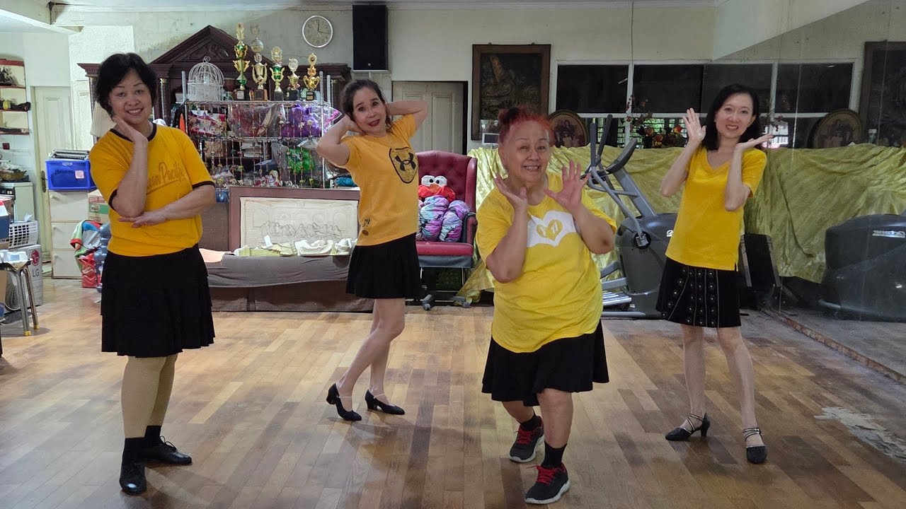 Beautiful Sunday  ( Cha Cha  Mix ) Line Dance. 