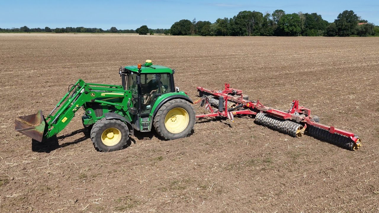JOHN DEERE 6430 mit einer VÄDERSTAD Rexius 1020 Cambridge Walze / 4K
