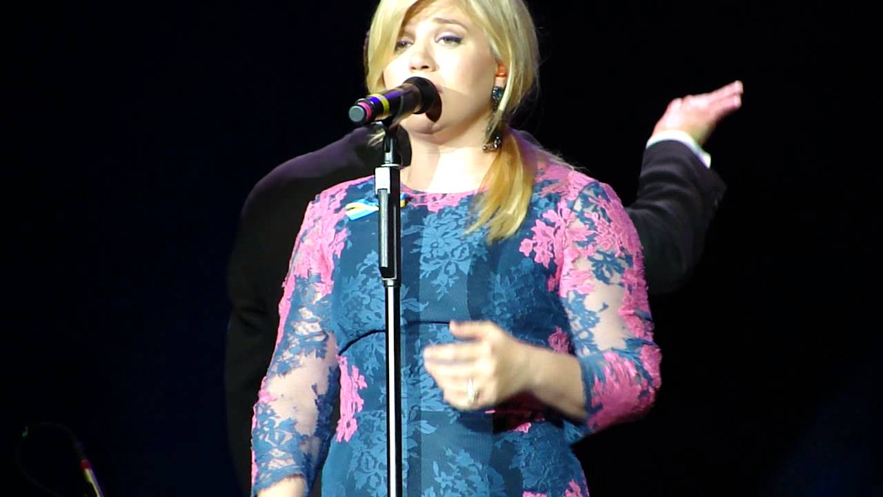 Kelly Clarkson & Boston Pops - Already Gone - 5/2/2013