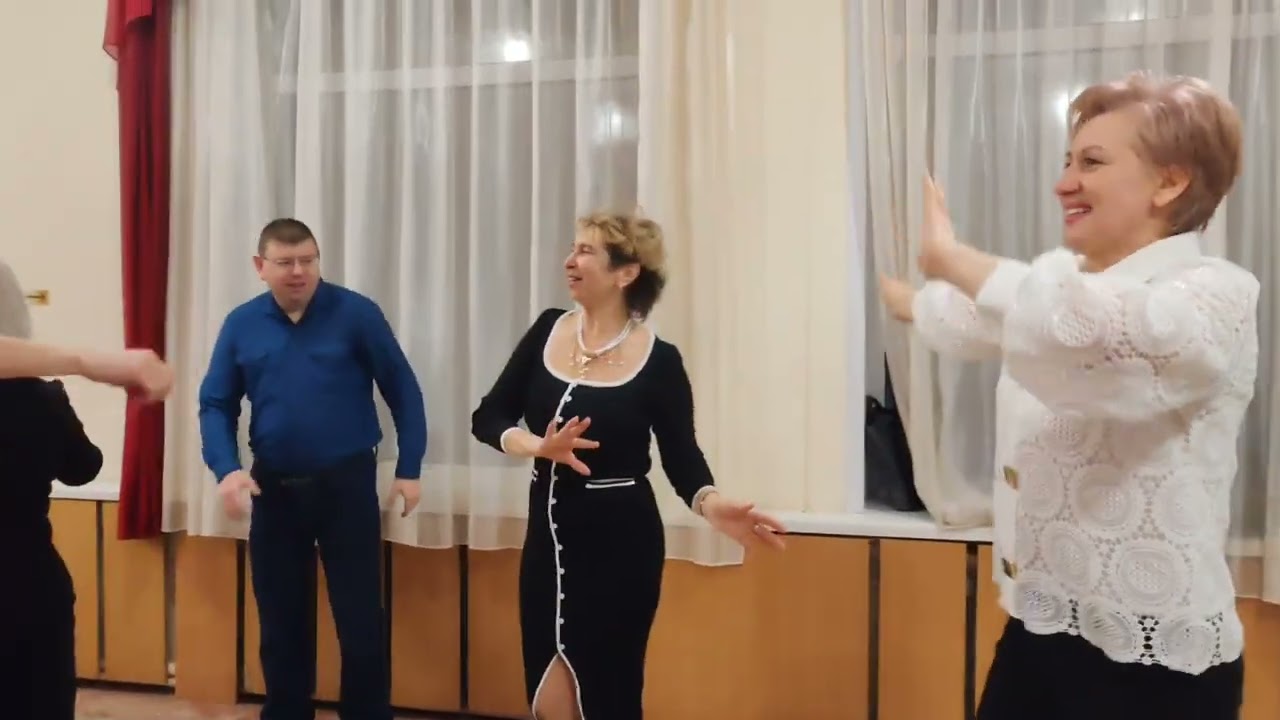 1 февраля. Туда где яблоня цветёт...