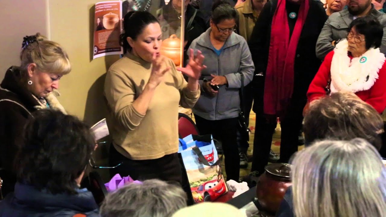 Bean Pot Demo with Therese Tohtsoni-Prudencio of Picuris Pueblo