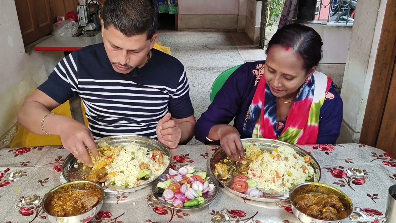 নিজে হাতে মটন কষা - মিক্সড ফ্রাইড রাইস বানিয়ে বৌ কে খাওয়ালাম | Eating Home Made Mutton | Mixed Fried
