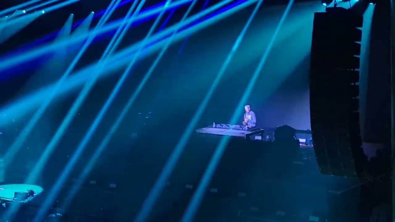 GRiZ - Is There Any Love(In This World) - GRiZMAS 2022 Night 1 - 12/9/2022