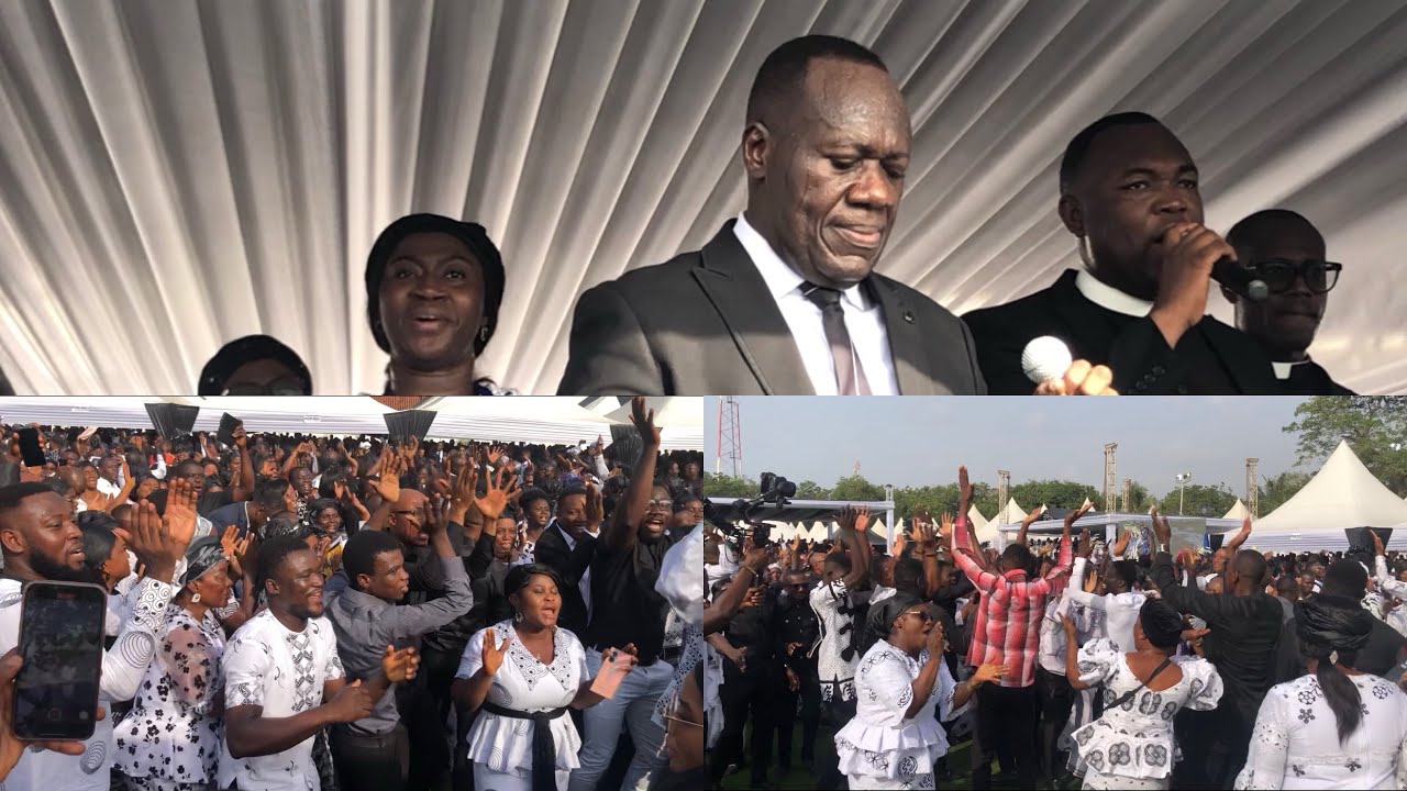 Praise Broke Out At Late Apostle MK Ntumy’s Funeral