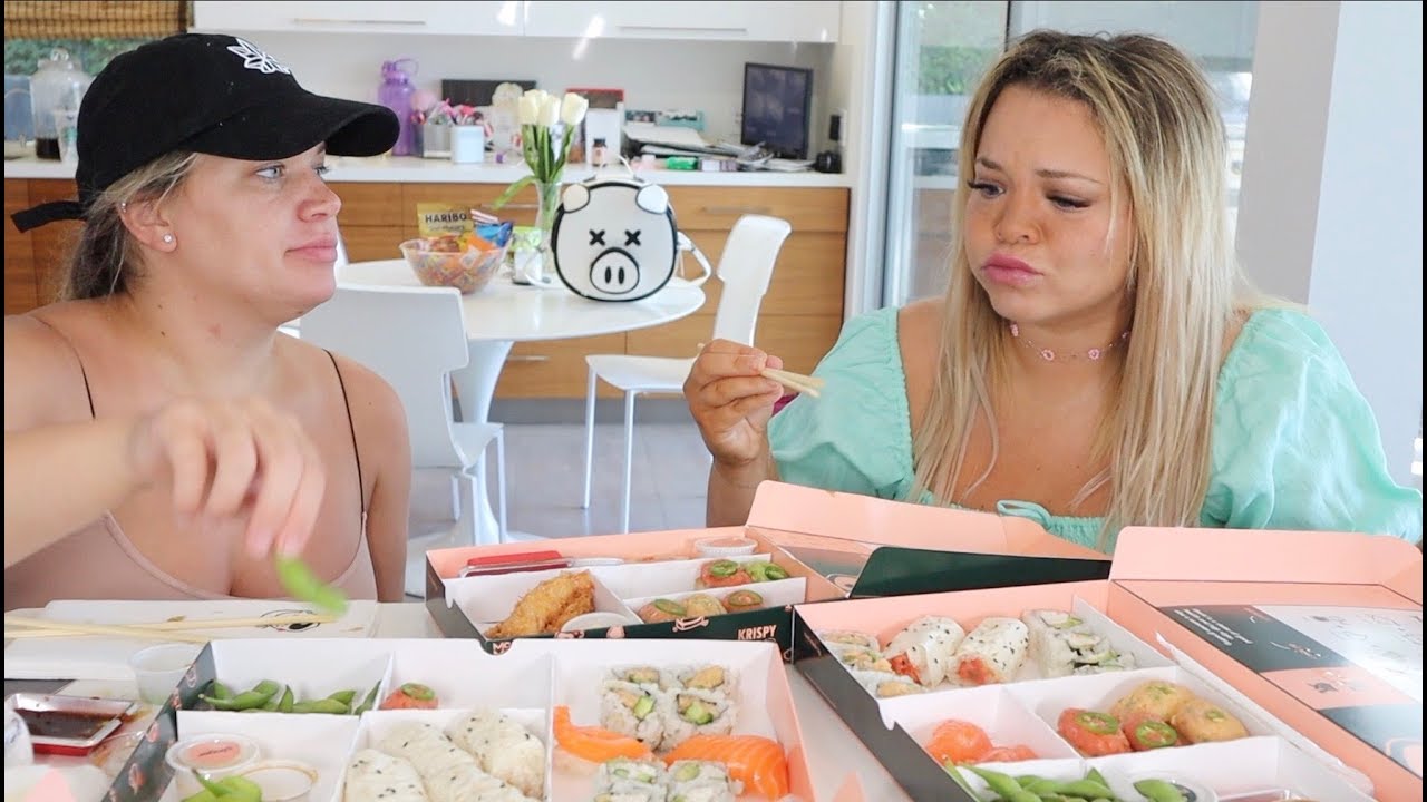 TRYING *NEW* INSTAGRAM FAMOUS SUSHI (KRISPY RICE)