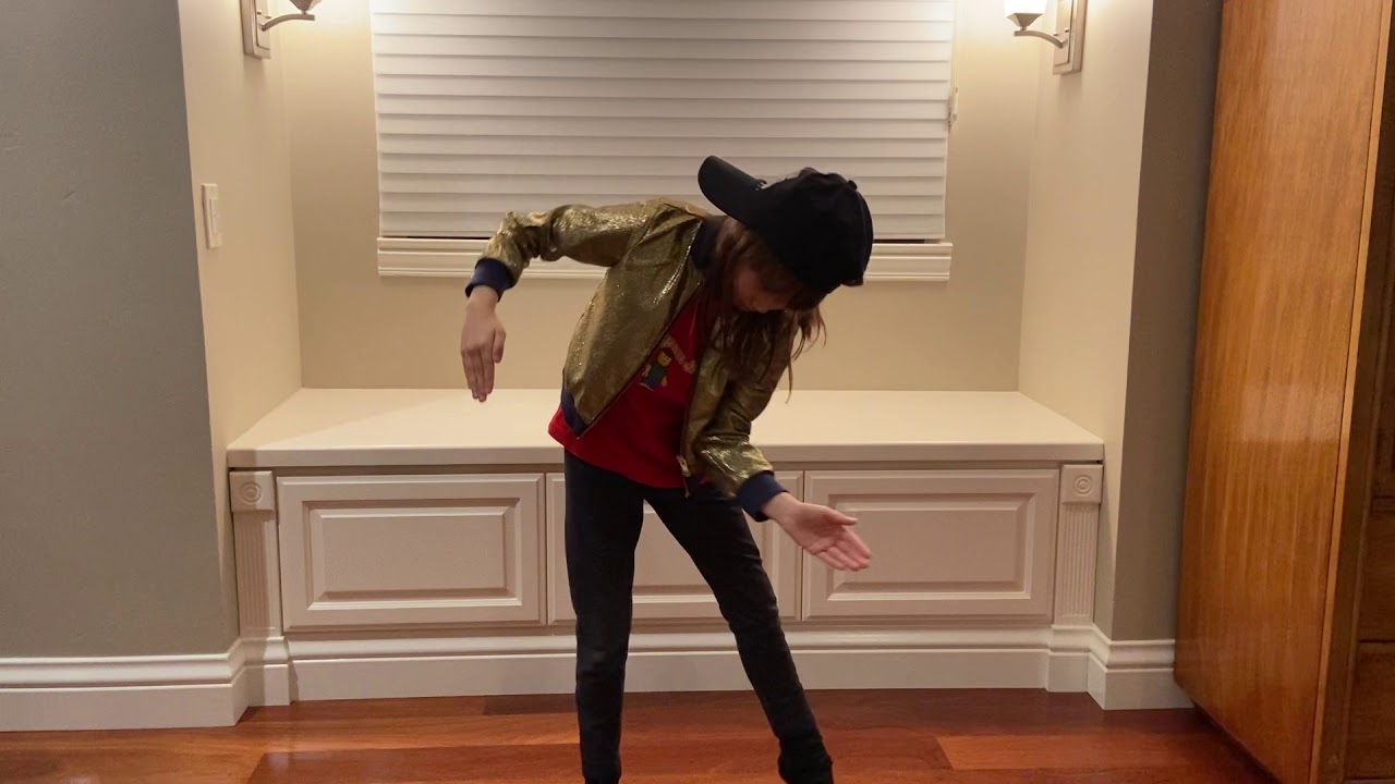 Robot dance to Don’t Let Me Down by AG 8yo girl