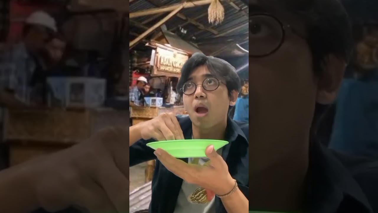 Tanda Salib Depan Umum I Wandi Murti
