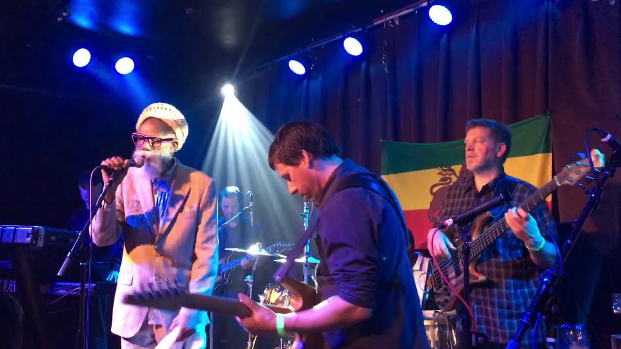 Roots Man Party (Live)HQ-Don Carlos
