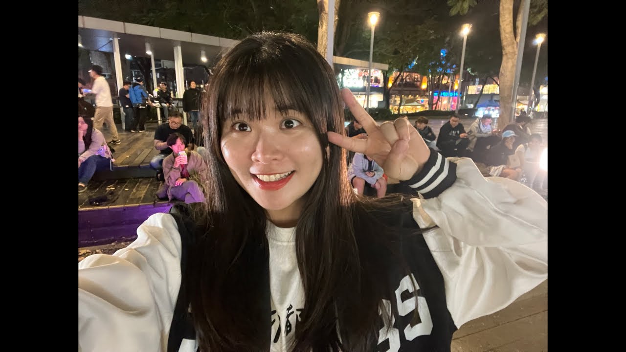 《台中勤美綠園道演出中🎤》用音樂陪伴大家到年假的最後一天！💪🏻