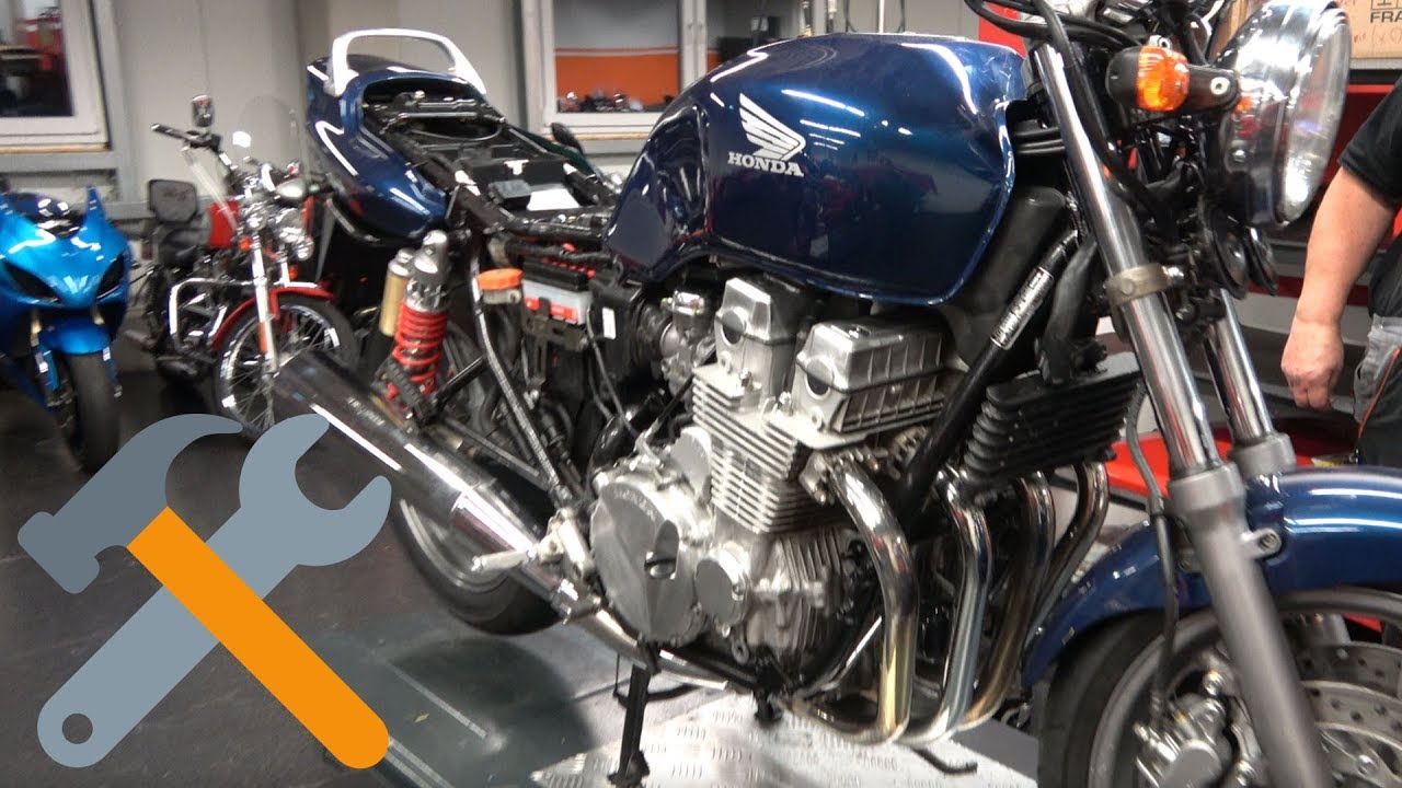 Honda RC42 Seven Fifty - Idle CO Adjustment and Carb Syncing