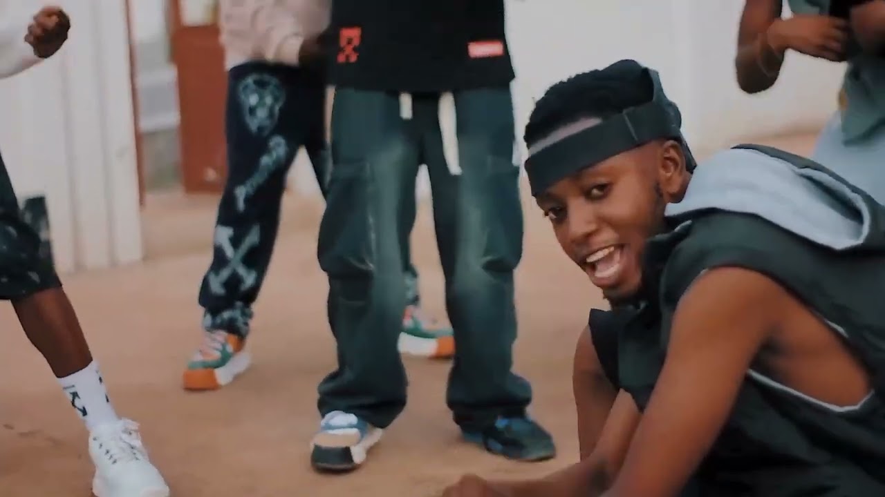 Warzone Gang ft Tyga Limpo_Muda(official Video)