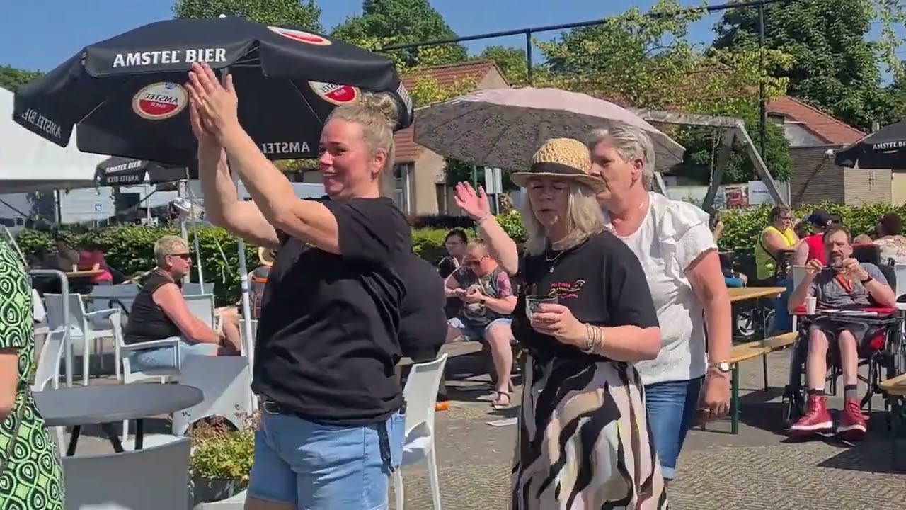 Stichting De Trans sluit hoofdstuk af met kerstfair en afscheidsfilm op in Emmen richting Cosis