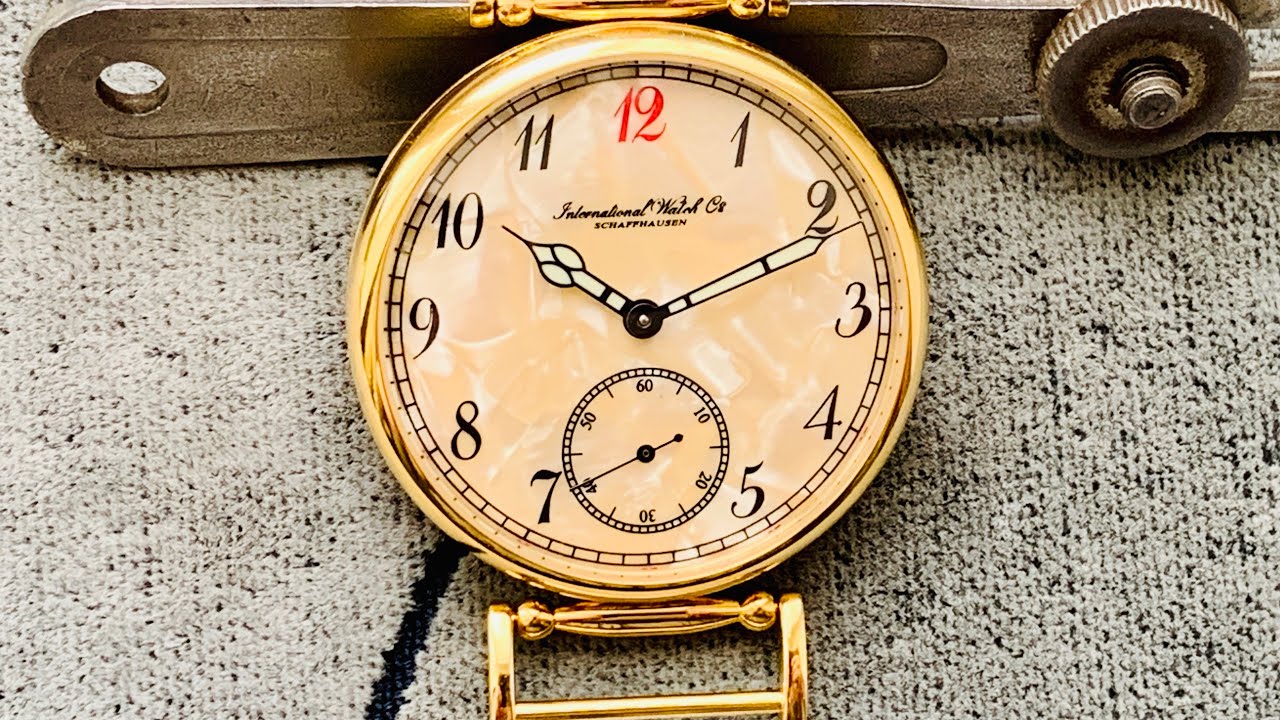 Collectible Watch MOLNIJA Arabic Index classic design 15 jewels 3Q-1954 ChChZ made in USSR/Molniya