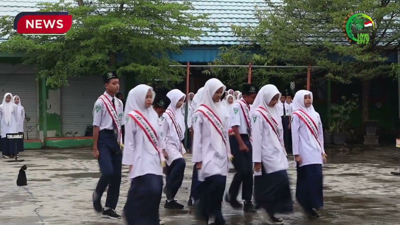 Upacara Bendera MTsN 2 Tapin Pembina Apresiasi Petugas dan Tekankan Kebersihan