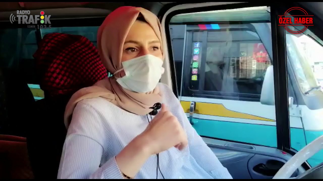 “YAPAMAZSIN” DİYENLERE İNAT İZMİR’İN İLK VE TEK KADIN MİNİBÜS ŞOFÖRÜ OLDU