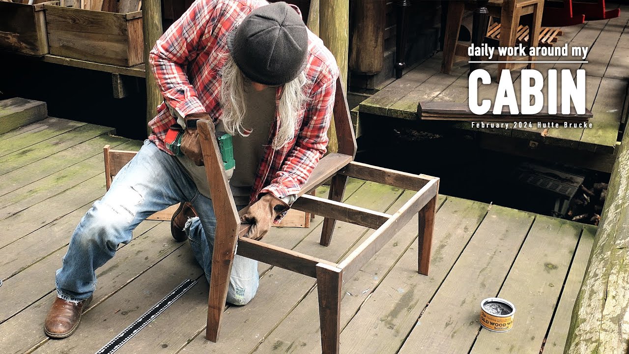 One and a half size chair made of pallet wood