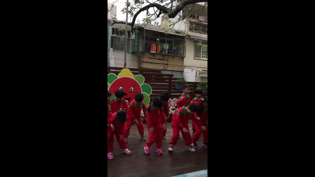 大鵝班~升旗律動