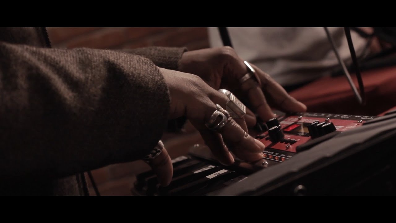 Pumpkin & Vin'S da Cuero - Science Friction (Session Live) feat. Sly Johnson & Bastien Burger