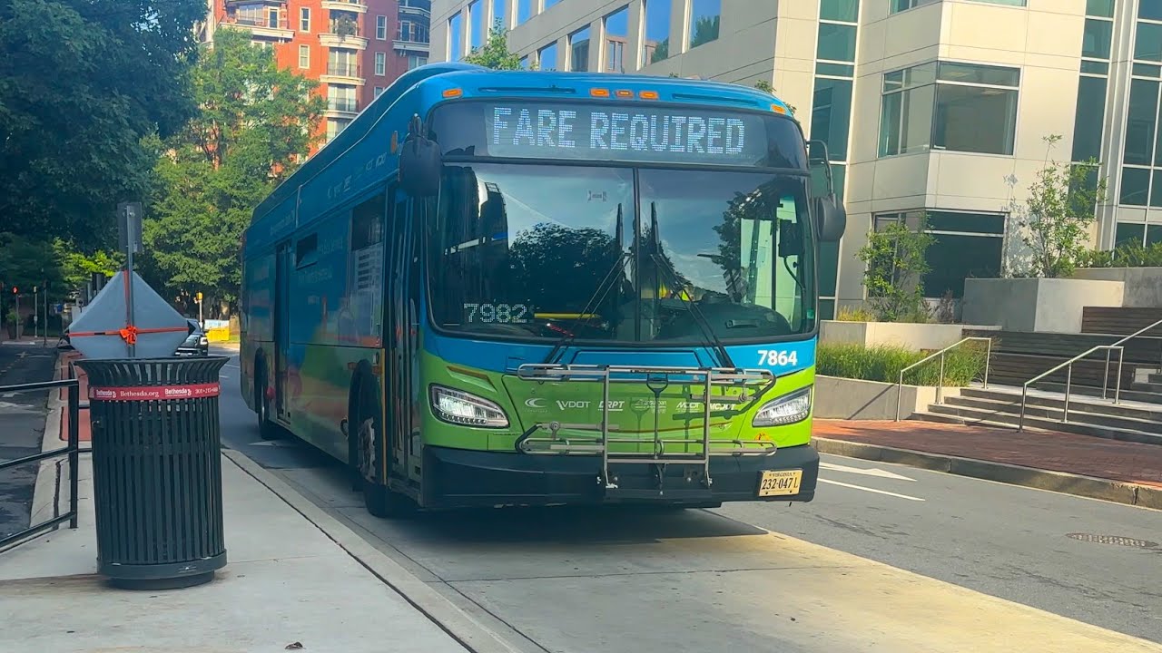 Fairfax Connector 2021 New Flyer Xcelsior XD40 #7864 on Route 798 to Tysons!(First time fannin FFX!)