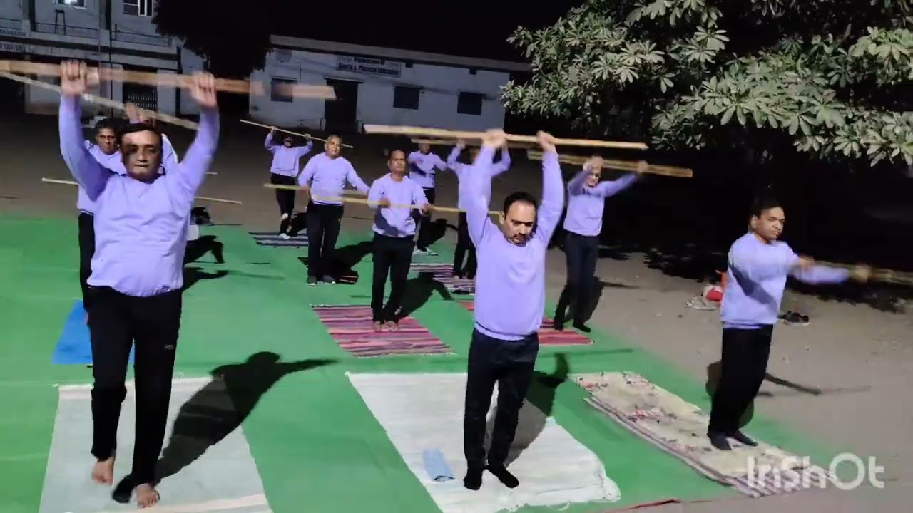 काठी वर्कआऊट हा सोपा आणि प्रभावी व्यायाम प्रकार आहे.सर्व वयोगटांसाठी उपयुक्त