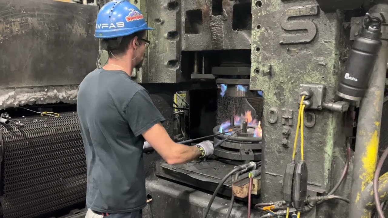 Closed Die Forging Process - Cerro Fabricated Products