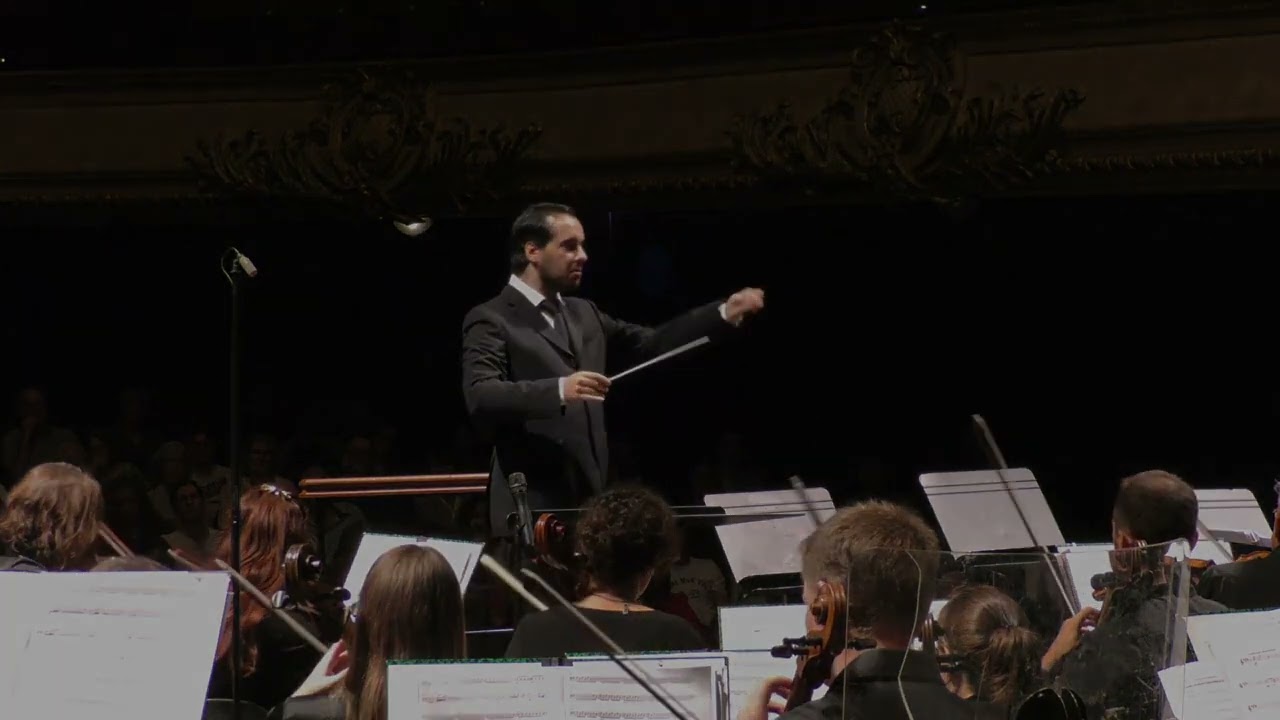 Francesco Muraca conducts Rossini  Excerpts
