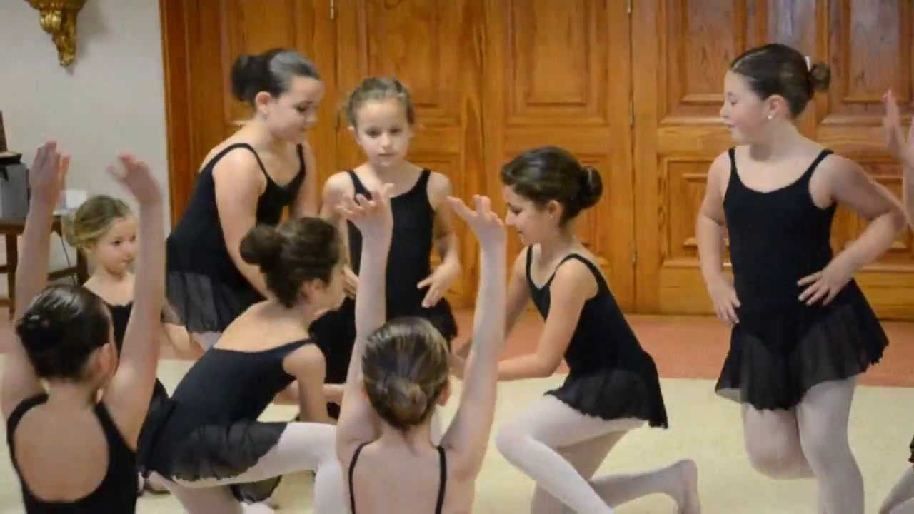 Ballet extraescolar para niñas de 4 a 9 años