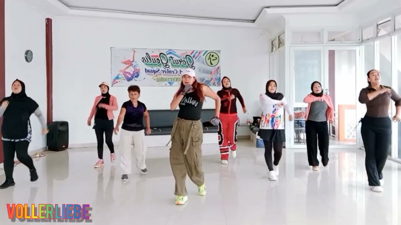 DJ REMIX CINTA DARI SEBERANG // VIRAL TIKTOK // SENAM KREASI VOLLER LIEBE