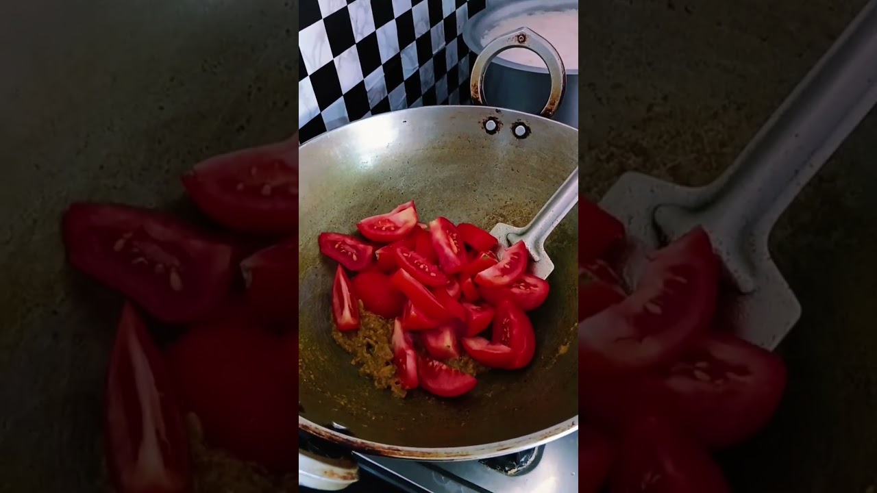 Tamatar ki sabji banaa rahi hun #khanabanatehue 