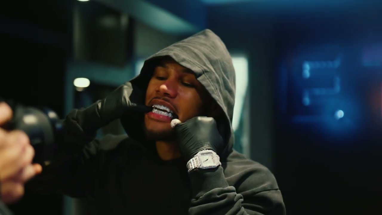 SavNDO - M.M (MUSIC VIDEO)
