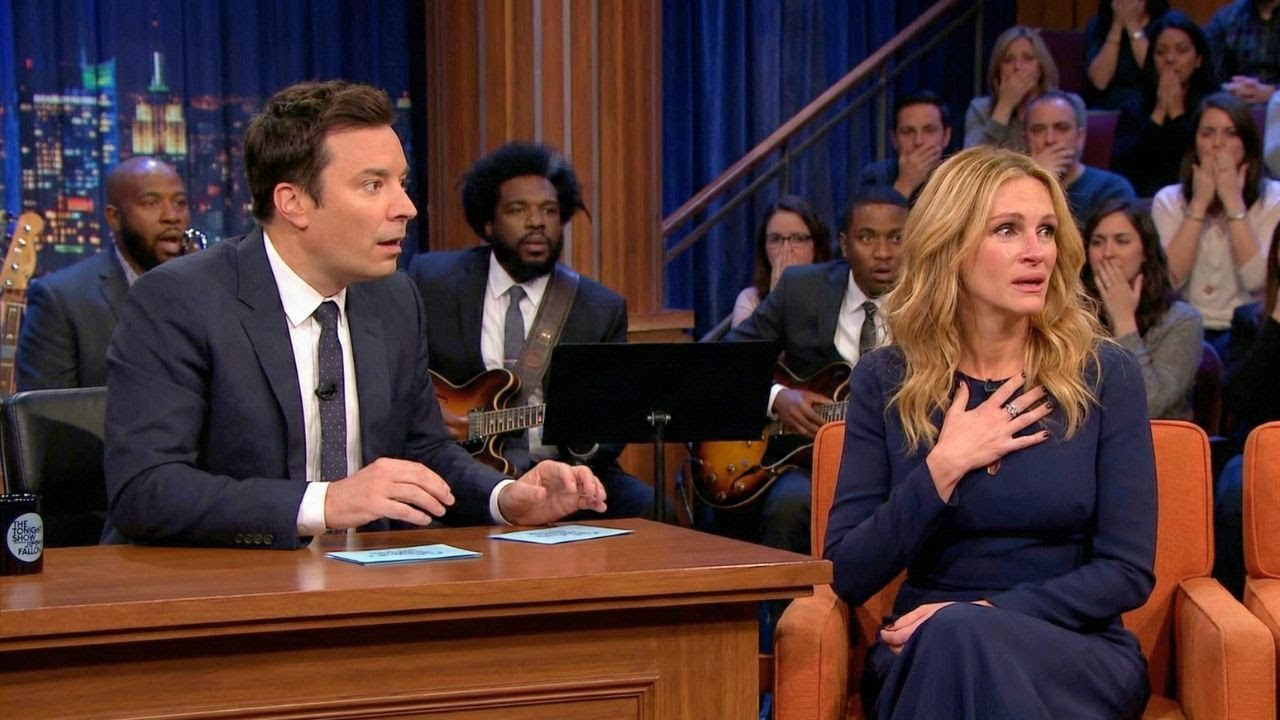 Jimmy Fallon STUNNED When Julia Roberts Suddenly Stops Mid-Answer After Hearing This Sound