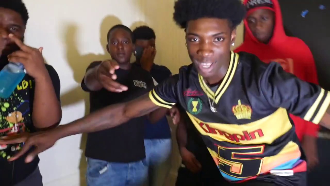Lace God Ft Calii Bandzz - Stacking My Figures
