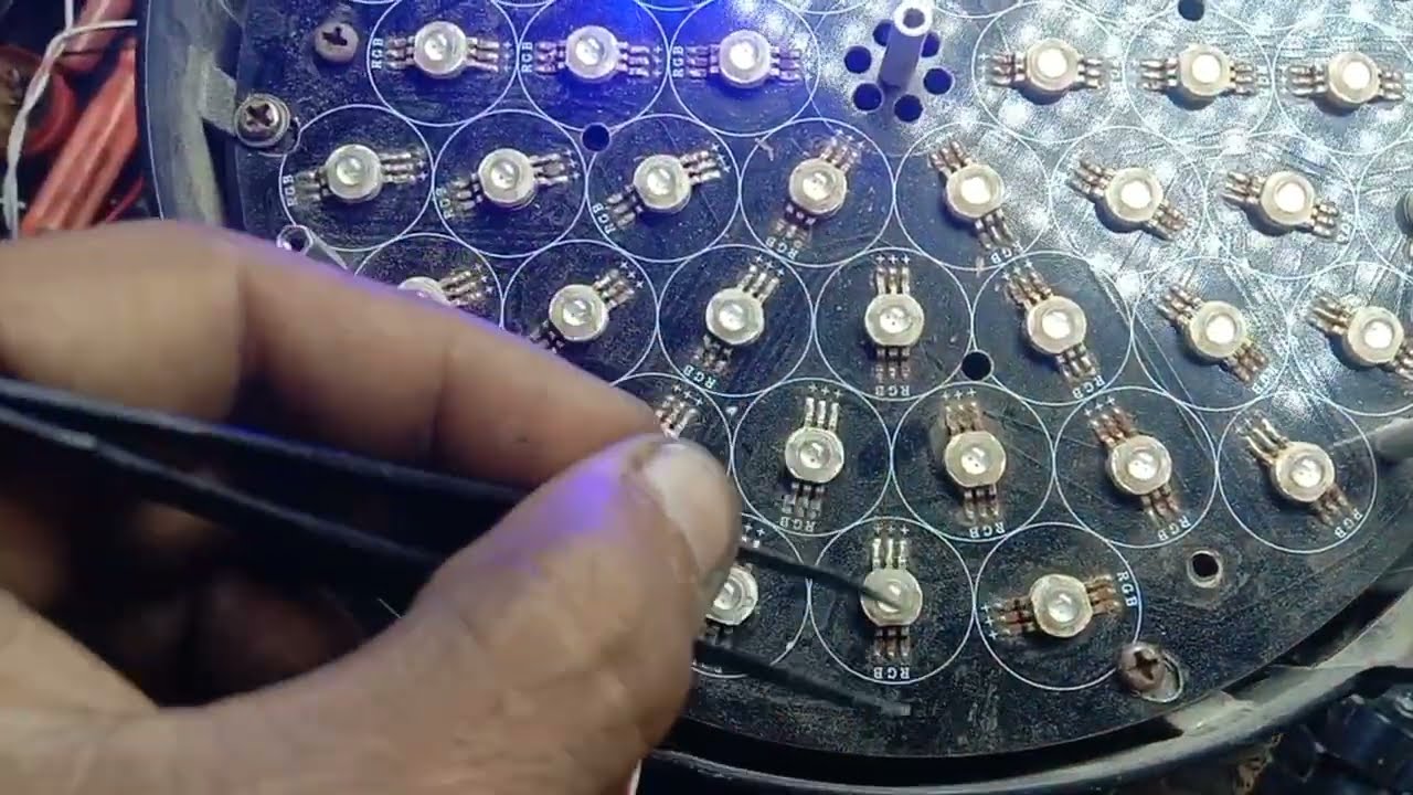 Dj park light repair kaise kare // dj light thik karna shike//✅✅ pbh Electronic