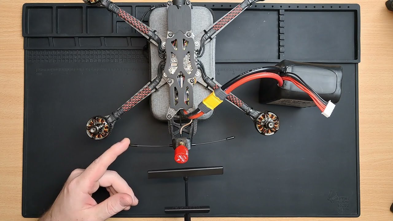 Вертикальна та Горизонтальна Поляризація Антени на FPV дроні.